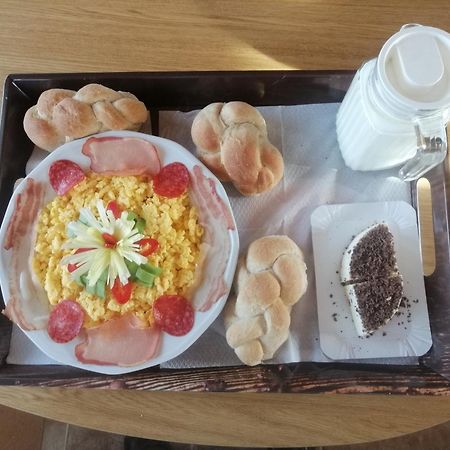 Apartmani Tarin zov Kaludjerske Bare Bagian luar foto